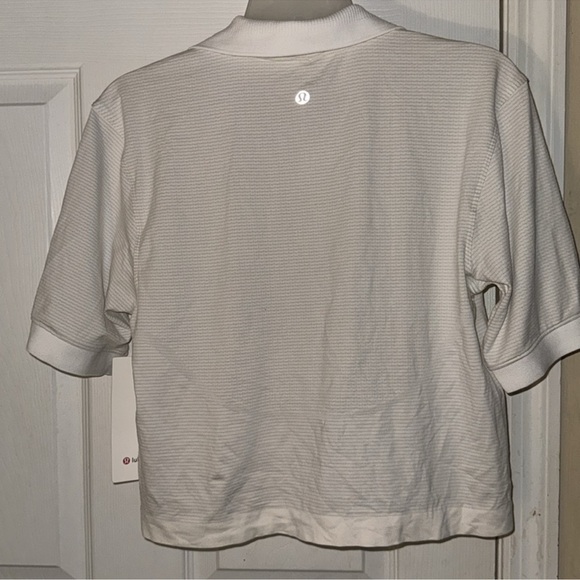 COPY - Lululemon Swiftly Tech Relaxed-Fit Polo cropped edition - Picture 2 of 3